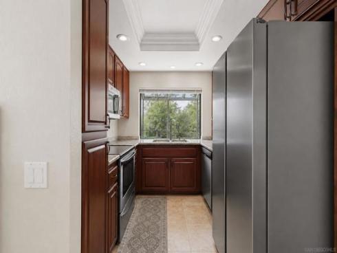 387  Deerfield Ave  77 , Irvine, CA