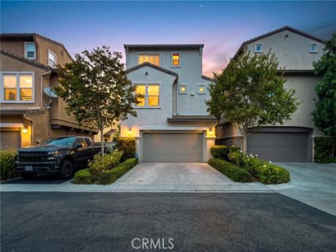 6 Madagascar , Irvine, CA