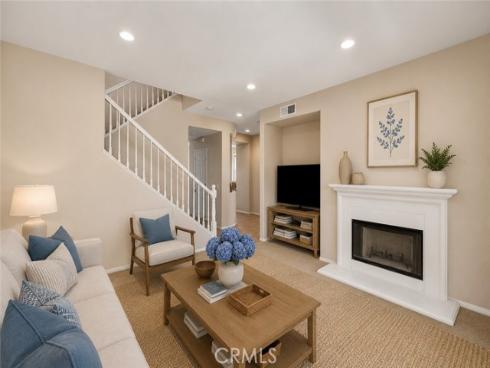 67  Canopy  , Irvine, CA
