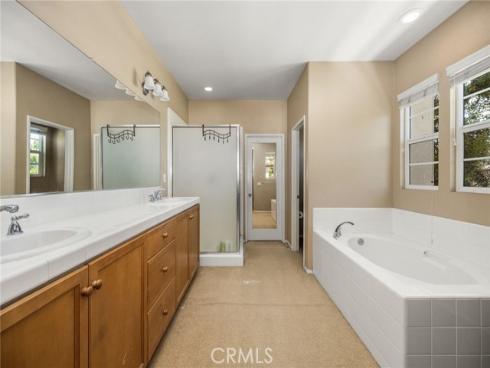 67  Canopy  , Irvine, CA