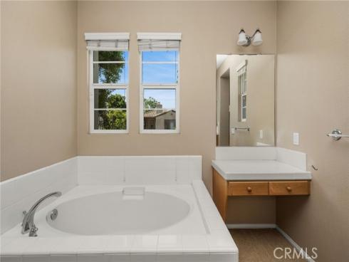 67  Canopy  , Irvine, CA