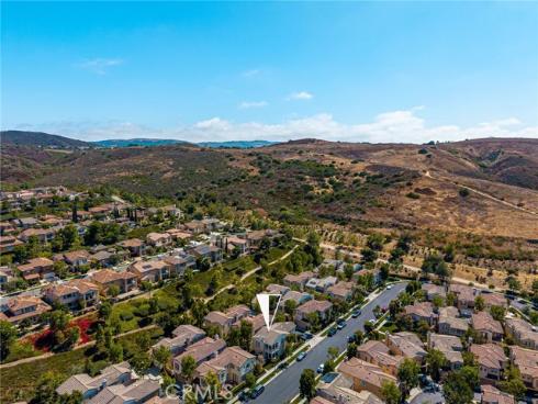 67  Canopy  , Irvine, CA