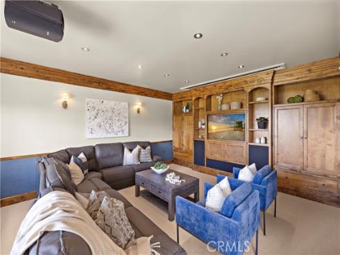 21  Emerald  , Irvine, CA