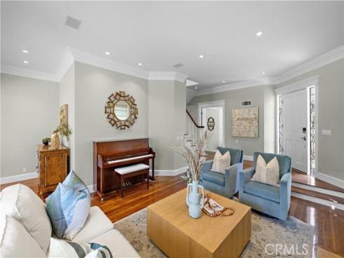 21  Emerald  , Irvine, CA