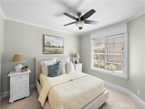 21  Emerald  , Irvine, CA