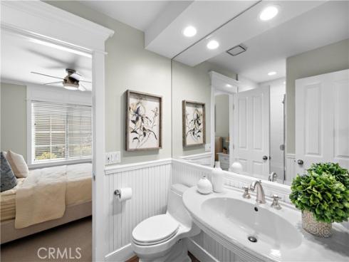 21  Emerald  , Irvine, CA