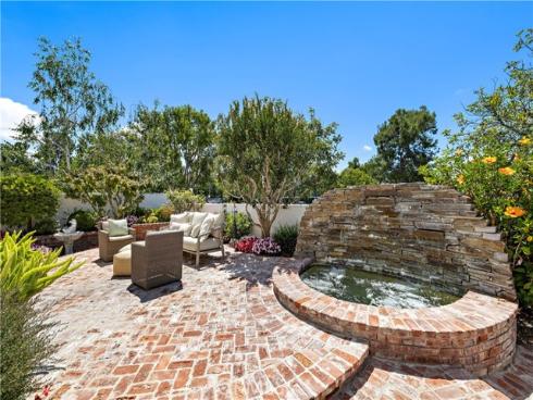 21  Emerald  , Irvine, CA