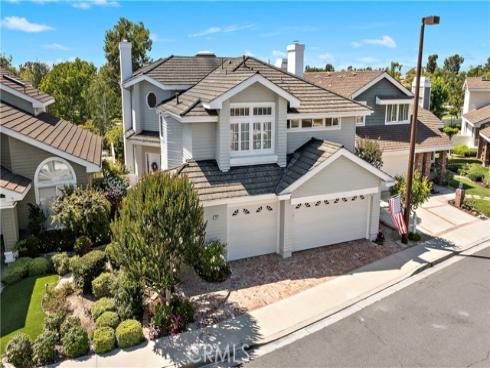21  Emerald  , Irvine, CA
