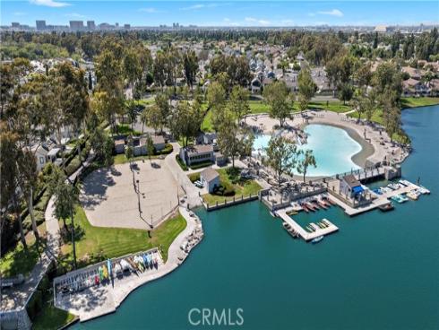 21  Emerald  , Irvine, CA
