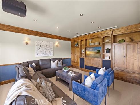 21  Emerald  , Irvine, CA