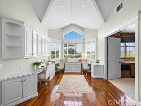 21  Emerald  , Irvine, CA