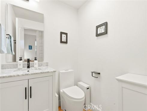 5  Upland  , Irvine, CA