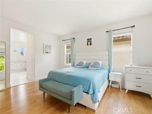 5  Upland  , Irvine, CA