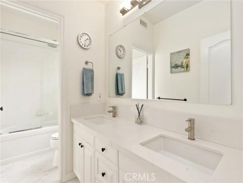 5  Upland  , Irvine, CA