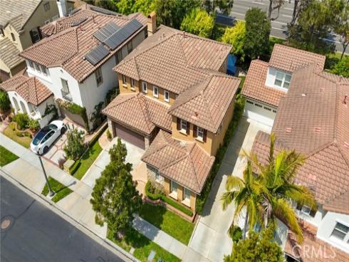 5  Upland  , Irvine, CA