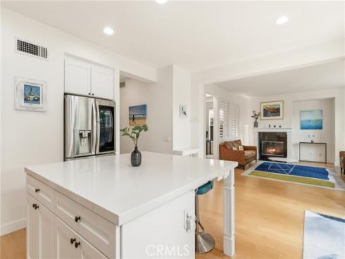 5  Upland  , Irvine, CA
