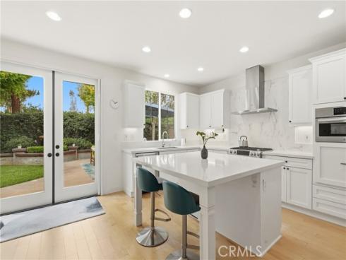 5  Upland  , Irvine, CA