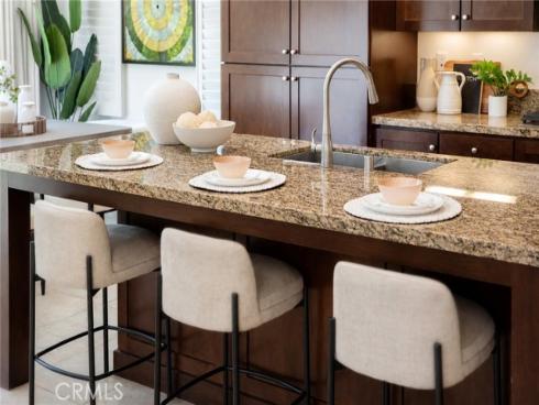 121 Mangrove Banks , Irvine, CA