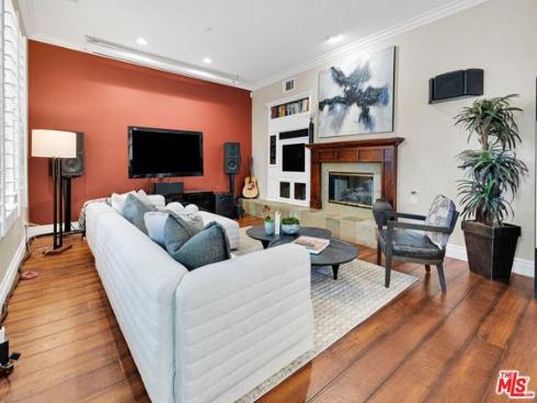 92 Winslow Lane, Irvine, CA