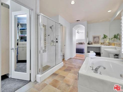 92 Winslow Lane, Irvine, CA