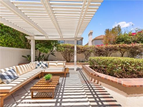 9 Terraza , Irvine, CA