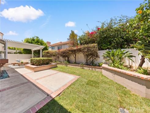 9 Terraza , Irvine, CA
