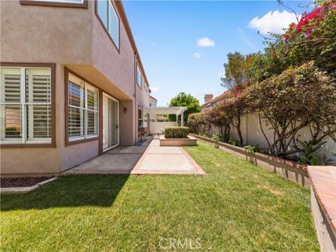 9 Terraza , Irvine, CA