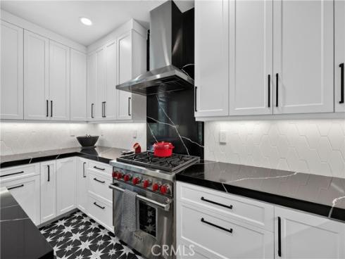 8  Castlebar  , Irvine, CA