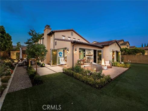 137  Sunset  , Irvine, CA