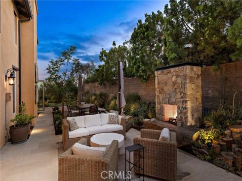 137  Sunset  , Irvine, CA