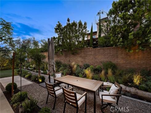 137  Sunset  , Irvine, CA