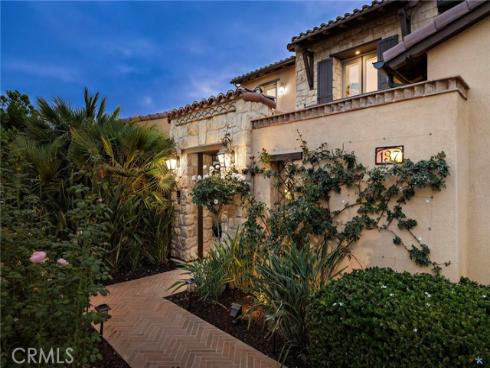 137  Sunset  , Irvine, CA