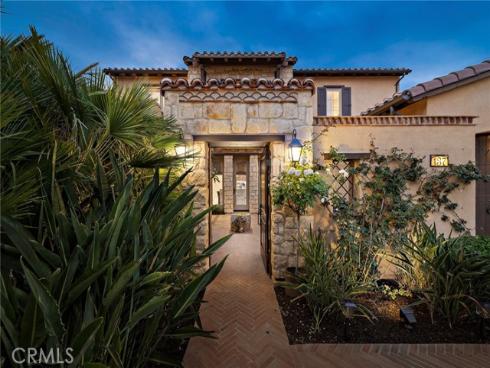 137  Sunset  , Irvine, CA