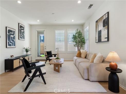 141 Fieldwood , Irvine, CA