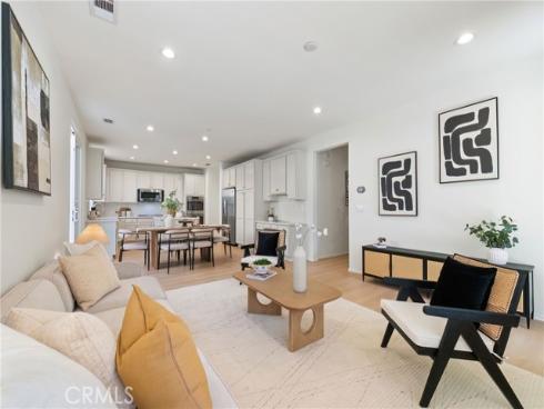 141 Fieldwood , Irvine, CA