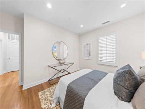 79 Honeyflower , Irvine, CA