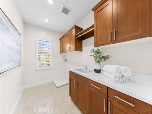 79 Honeyflower , Irvine, CA