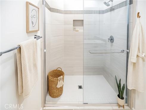 222 Fiore , Irvine, CA