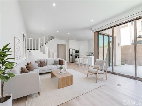 222 Fiore , Irvine, CA