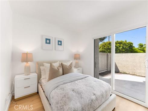 419  Deerfield  93  Avenue, Irvine, CA