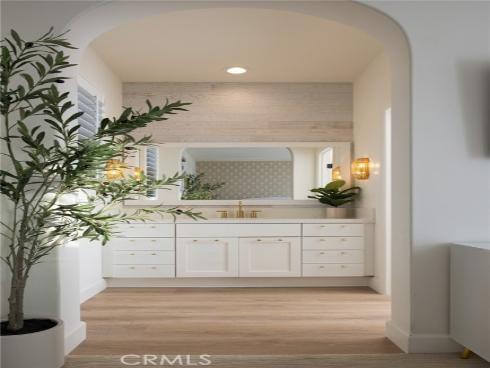 93 Parson Brown , Irvine, CA