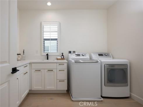 93 Parson Brown , Irvine, CA