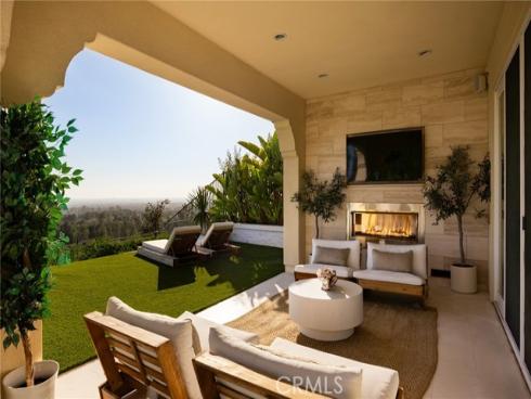 93 Parson Brown , Irvine, CA