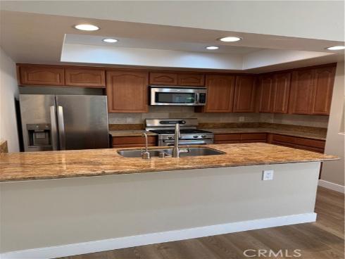 14 Avellino , Irvine, CA