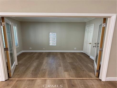 14 Avellino , Irvine, CA