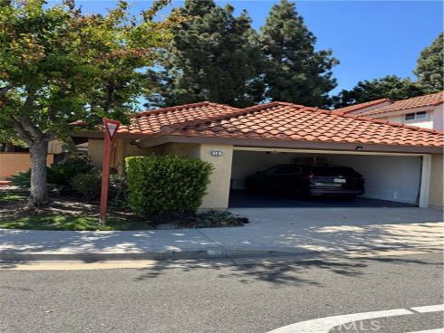 14 Avellino , Irvine, CA