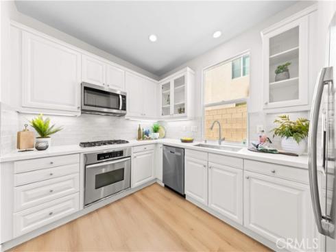 213 Great Lawn , Irvine, CA