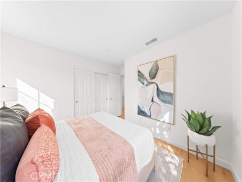 213 Great Lawn , Irvine, CA