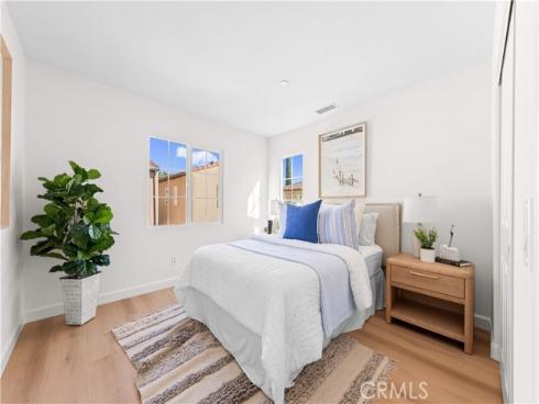 213 Great Lawn , Irvine, CA