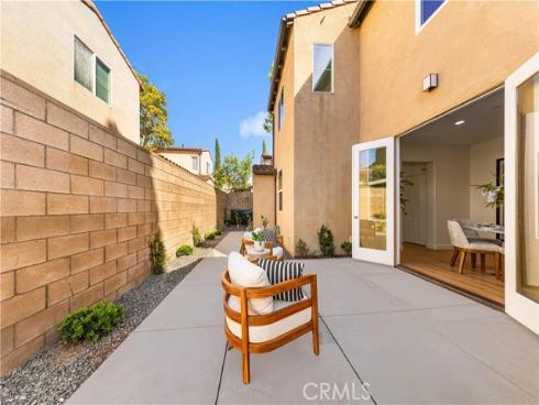 213 Great Lawn , Irvine, CA